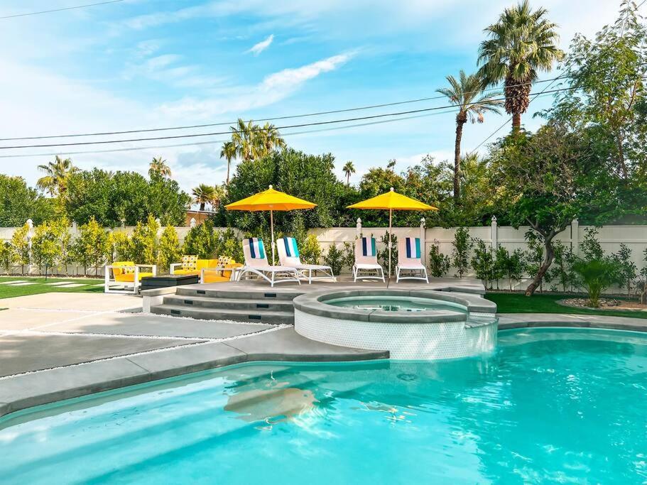 Casa Monterey At Sunrise Park Palm Springs Extérieur photo